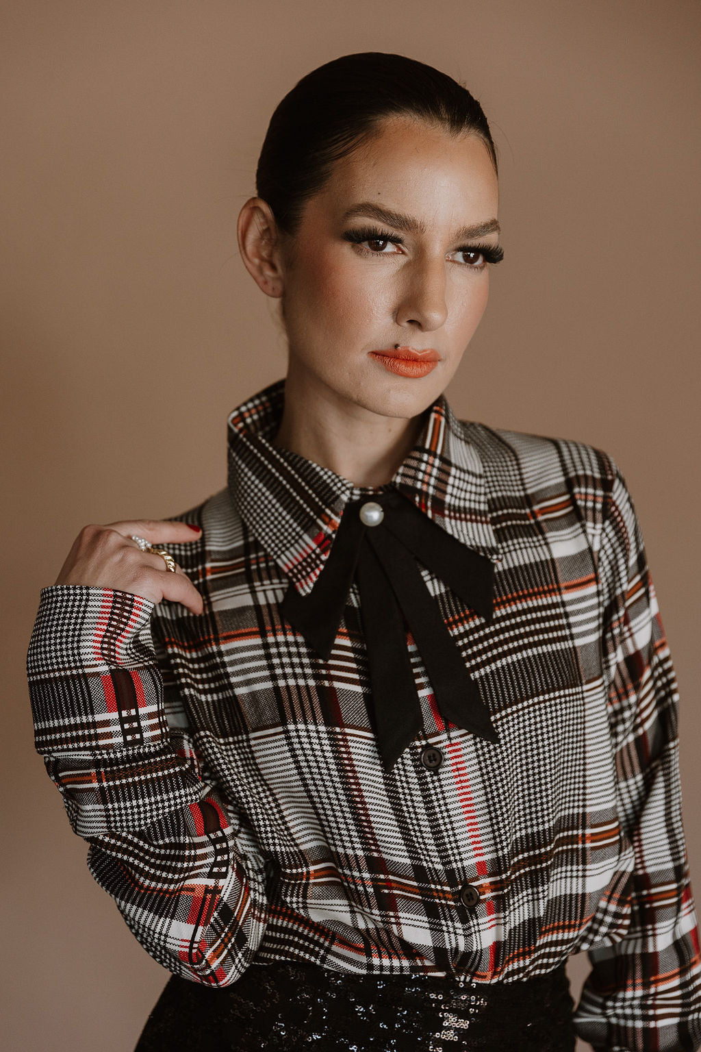 ANNA : Checkered