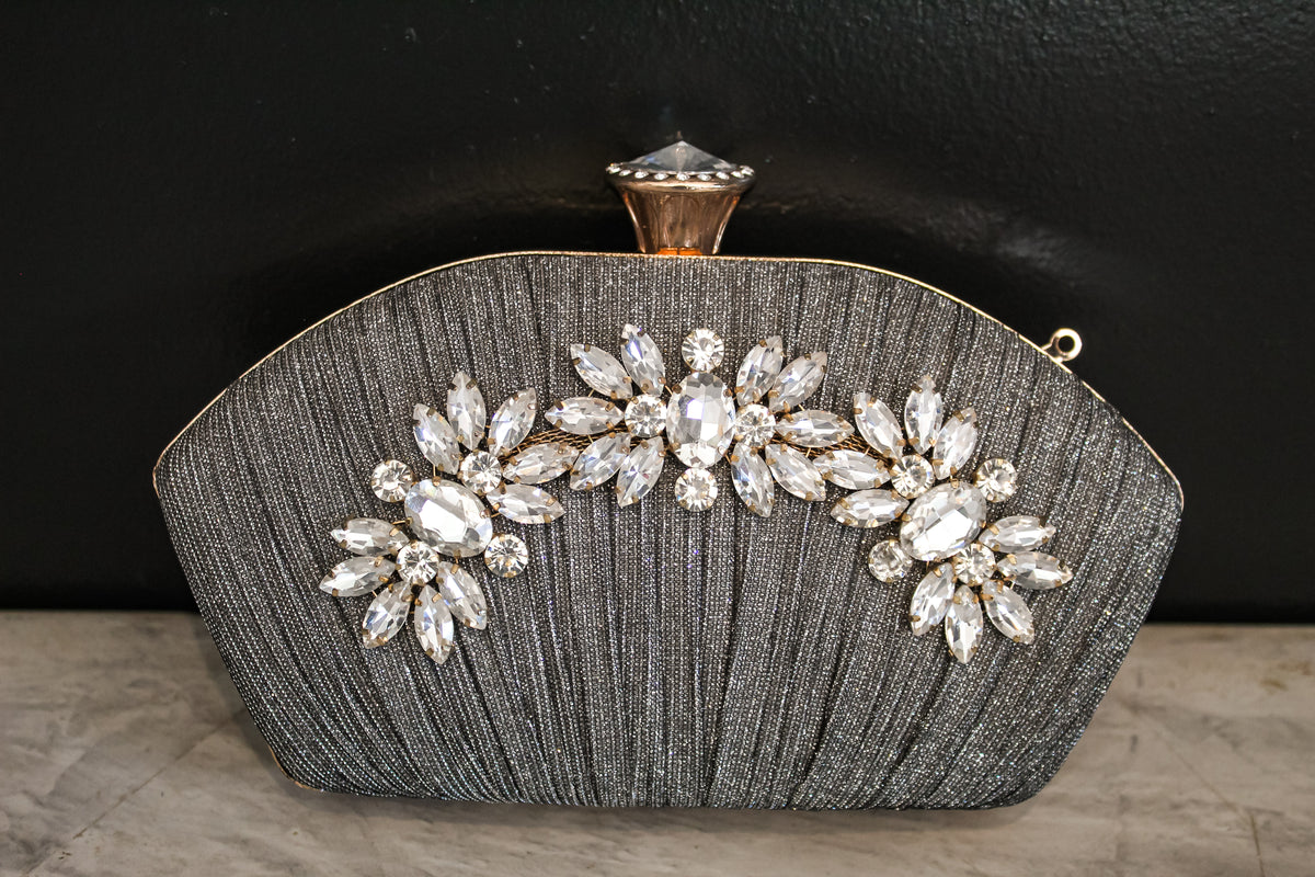 CLUTCH : 003